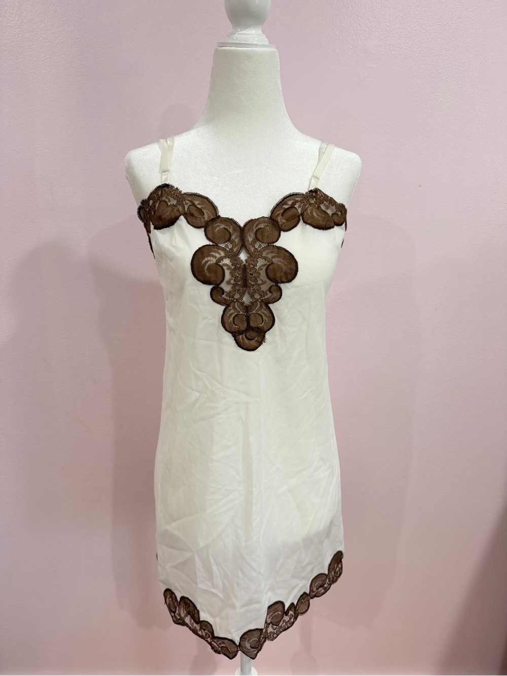 Emilio Pucci Formfit Rogers Sheer slip